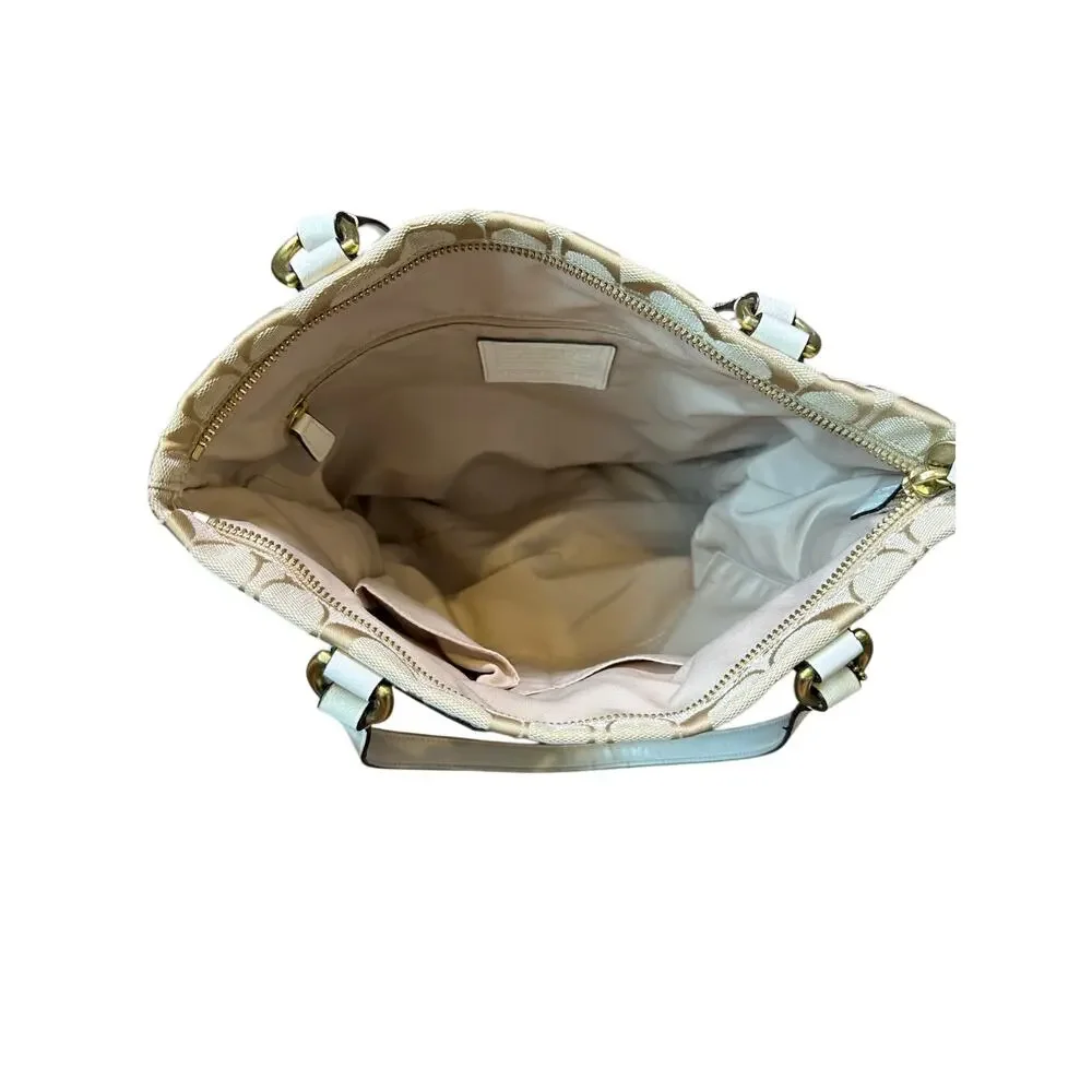 Coach Signature C Tan Tote Bag with Zipper Closure F28504